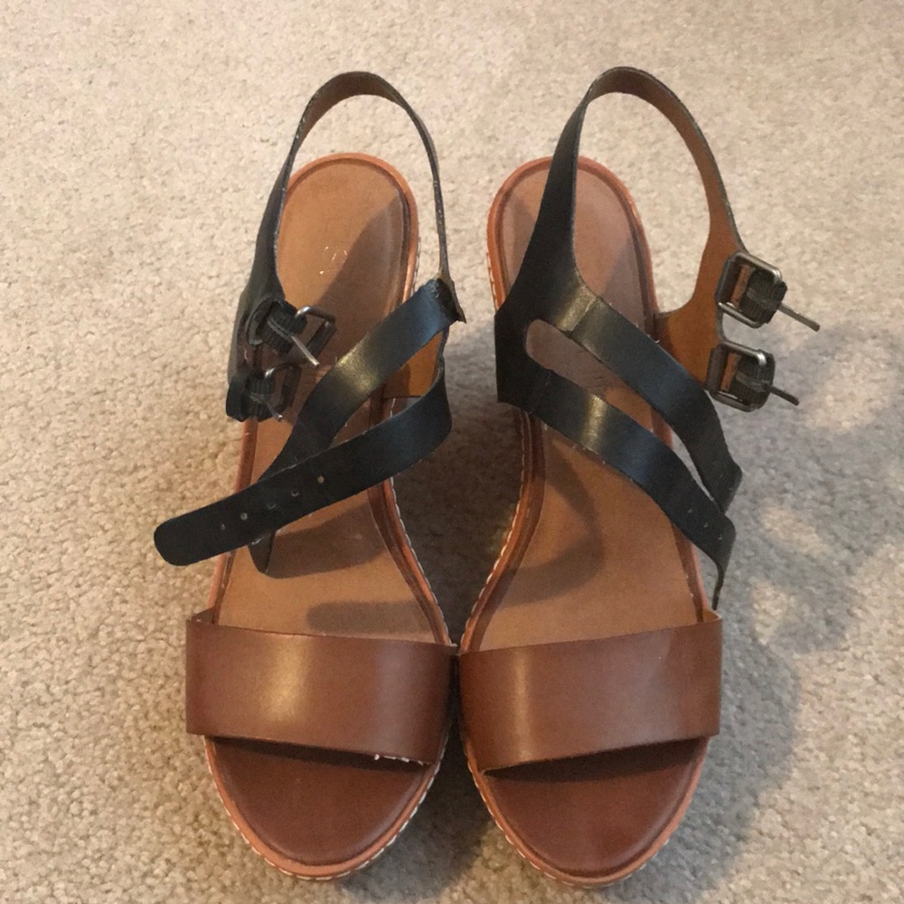 Francesca wedges